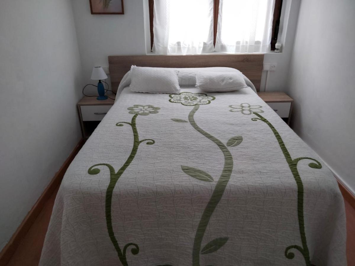 La Casina De La Bisa Villa Soto de las Duenas Exteriör bild