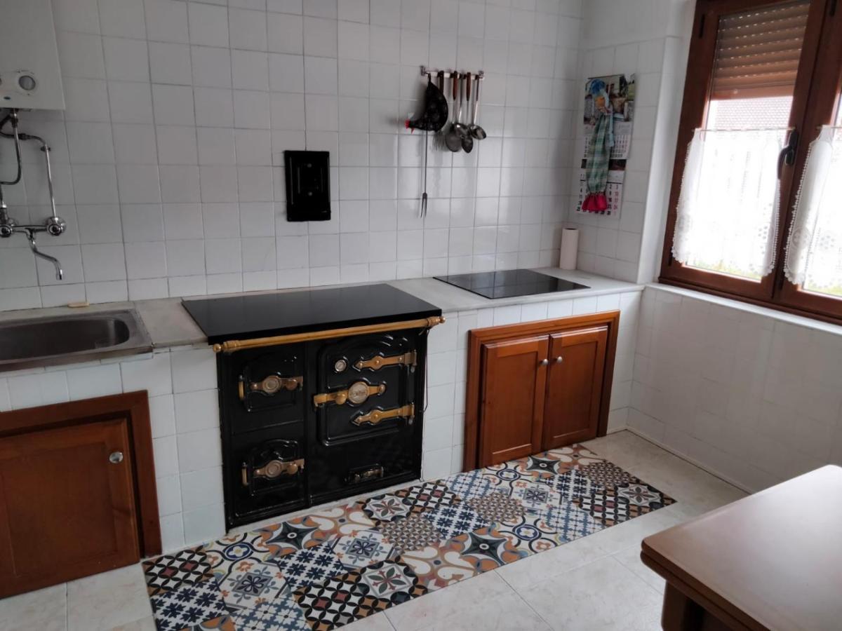 La Casina De La Bisa Villa Soto de las Duenas Exteriör bild